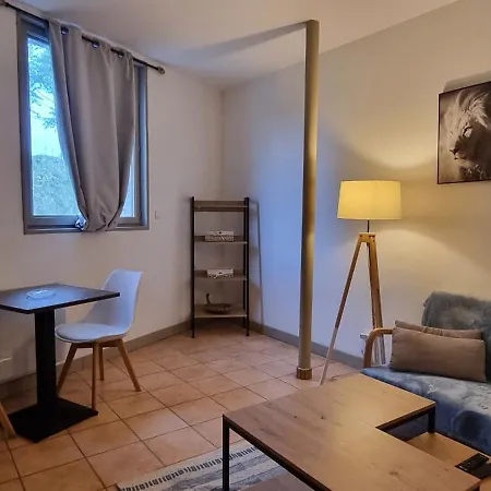 Appartement T1 Renove 28m2 Cosy Confort ! *